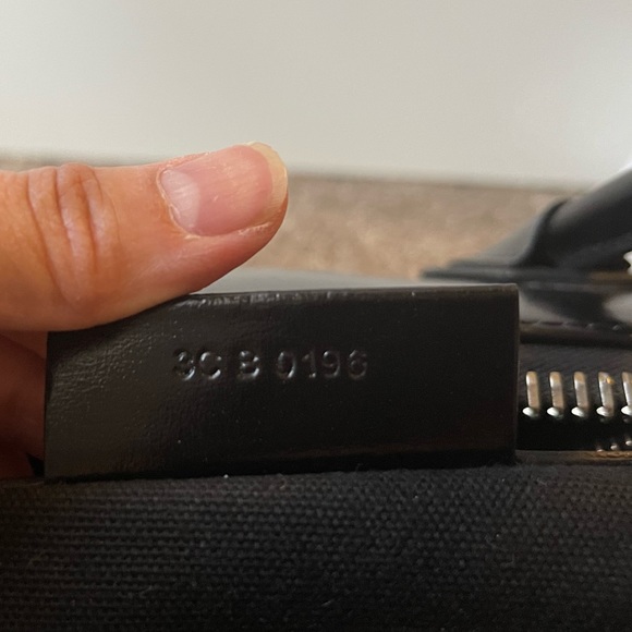 SOLD on 🅿️🅿️💜Last call! Givenchy small Antigona in glazed calfskin - Picture 15 of 16